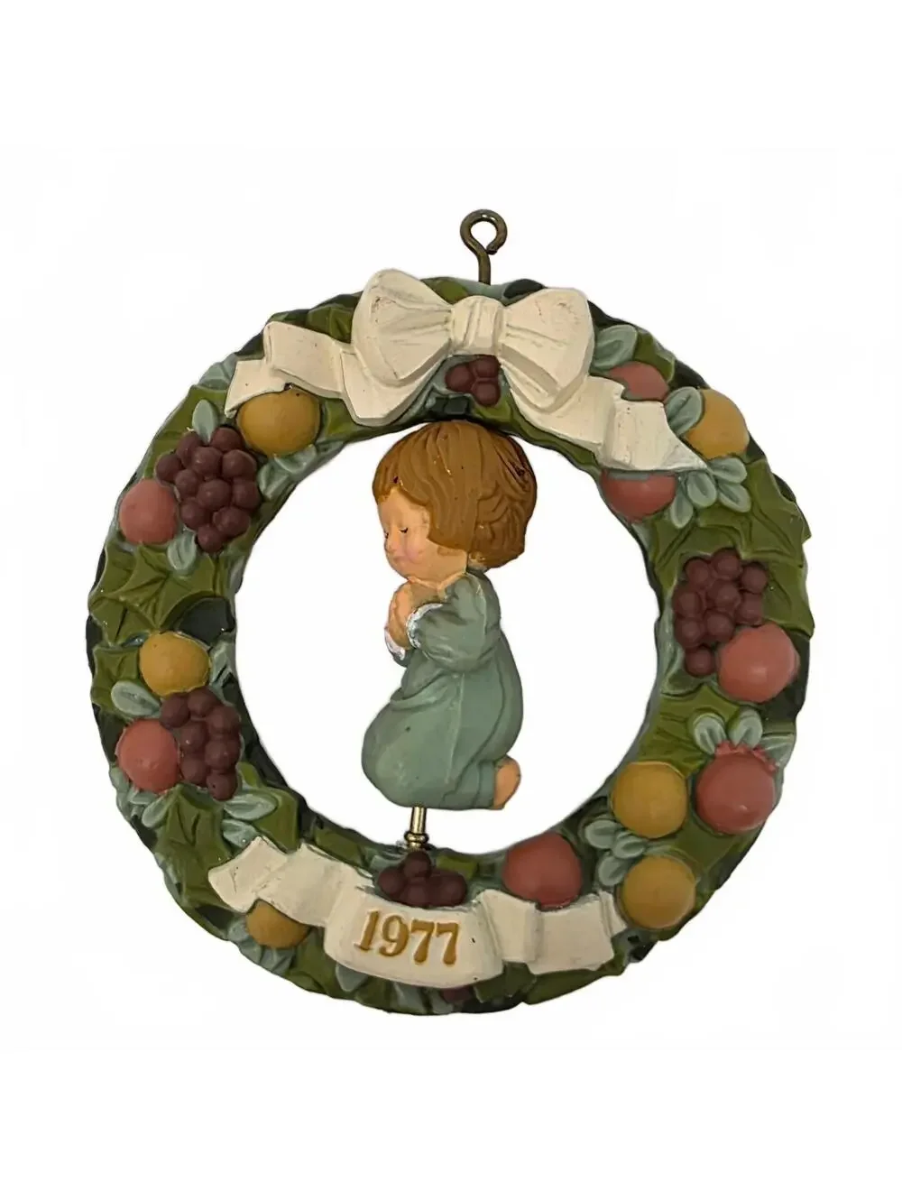 1977 Hallmark Keepsake Praying Child Wreath Christmas Ornament w/ Box